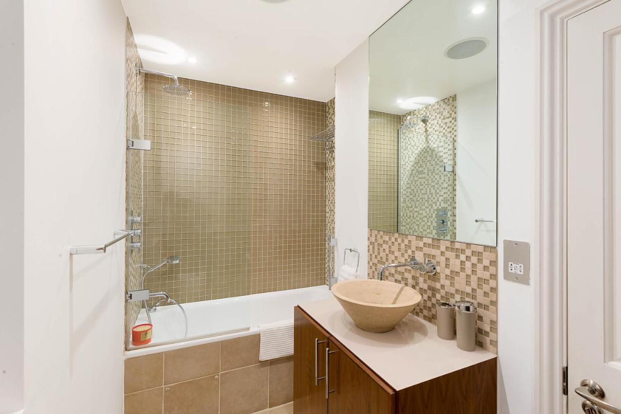 Beautiful Regents Park Apartment 런던 외부 사진